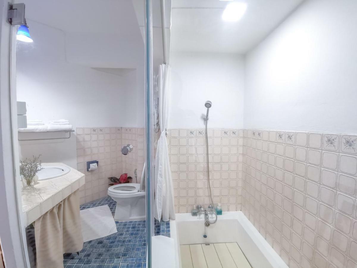Vimala Suites Bangkok Extérieur photo